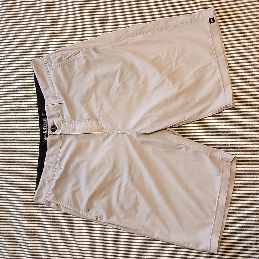 Quiksilver Men's Dry Flight Shorts - Size 32